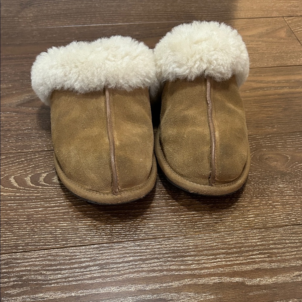 UGG Chestnut Suede Slippers with Cream Sheepskin